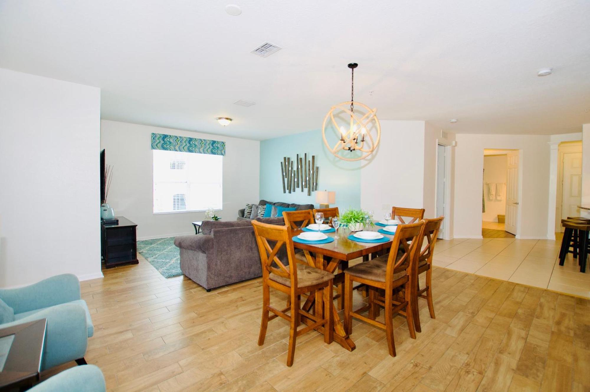 Vista Cay Luxury 4 Bedroom